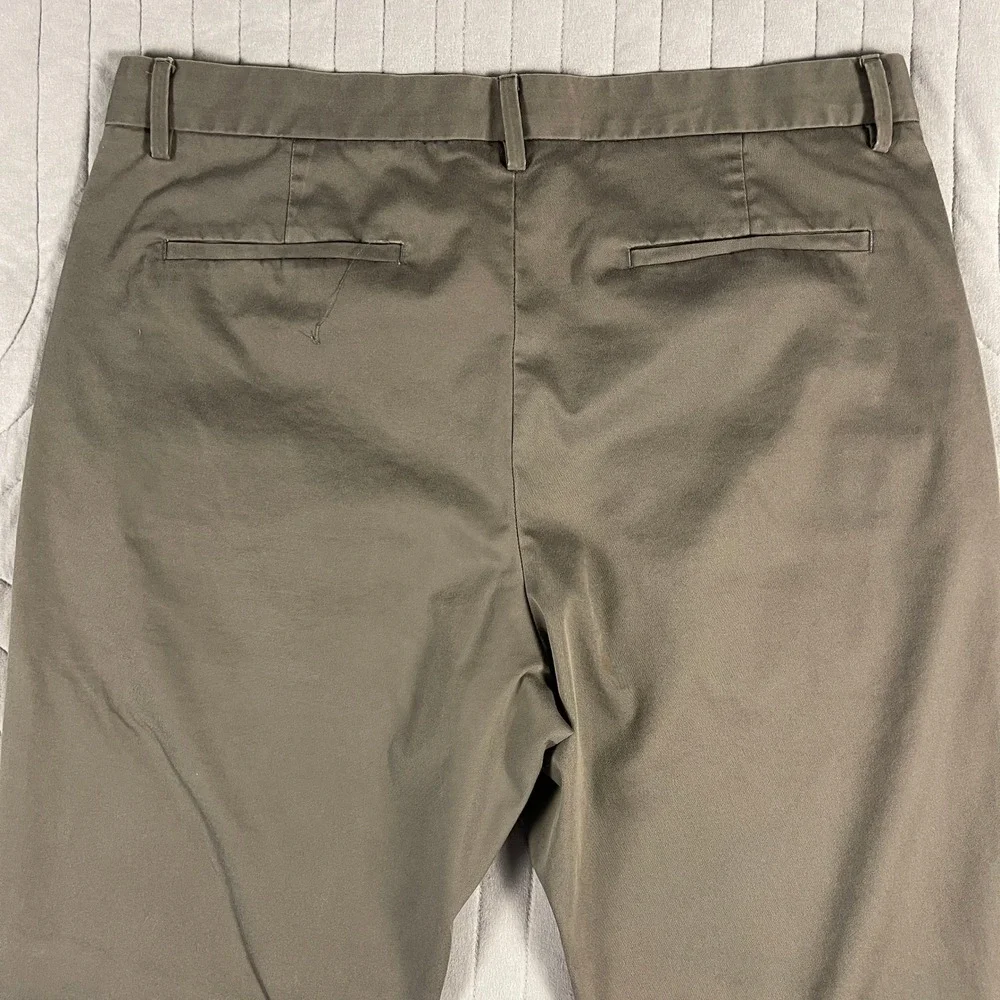 Banana Republic Mens Slim Fit Chino Pants 34x32 Olive Khaki Stretch Cotton Blend